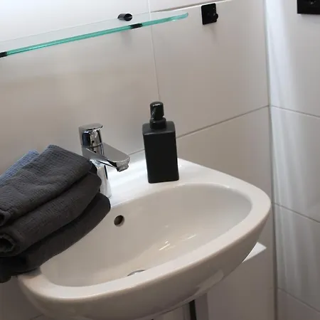 Seesrauschen Fuer 2-4 Personen Mit Pool