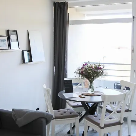 Seesrauschen Fuer 2-4 Personen Mit Pool Apartment